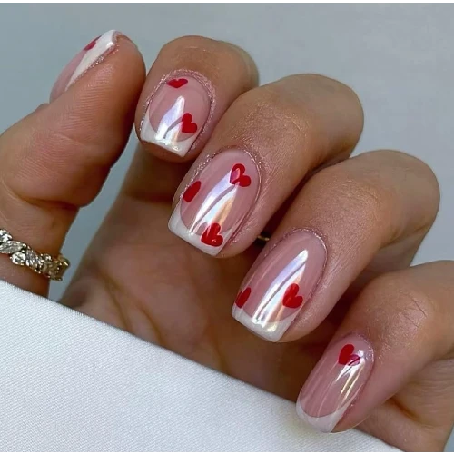 uñas san valentin con corazones