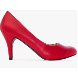 zapato tacon rojo look san valentin